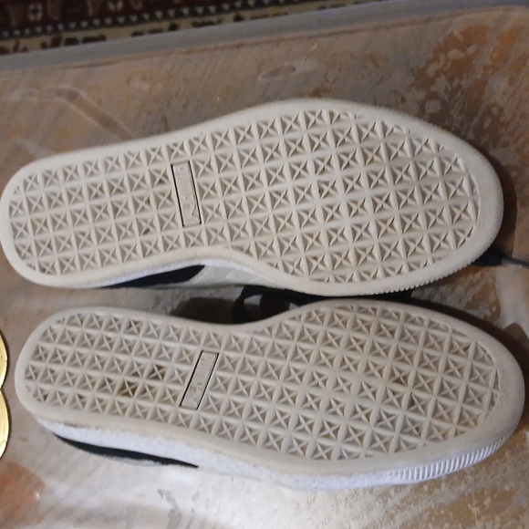 Ladies Sneakers - Picture 4 of 4